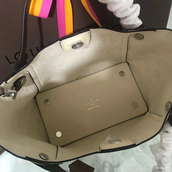 LOUIS VUITTON PM HINA 0307